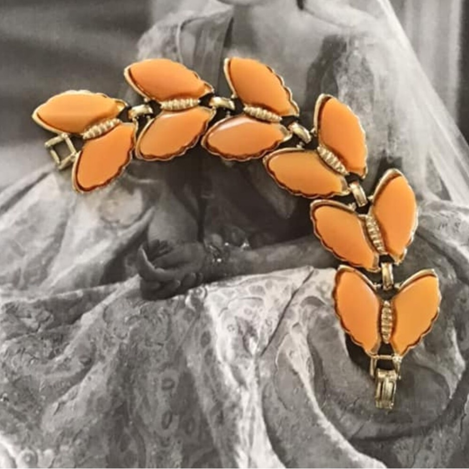 Vintage Orange Enameled Butterfly Bracelet 75 Inches Long 18$
